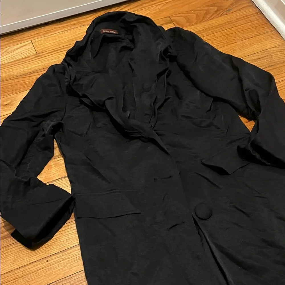 Vintage Women's Black Coat - Picture 5 of 6